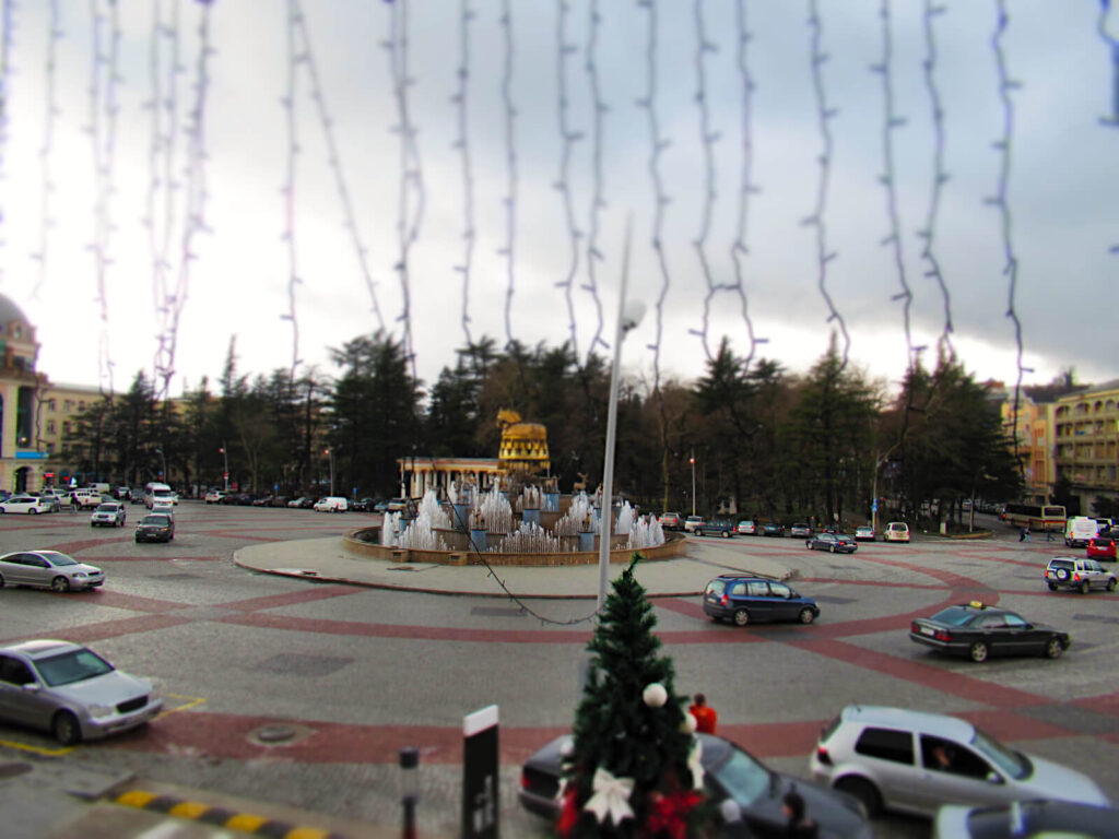 The Colchis Fountain is basically a very equisite roundabout in central Kutaisi! The fountain/roundabout is in the middle of the picture, and many cars drive round. The road is wide and cars often drive up to four abreast!