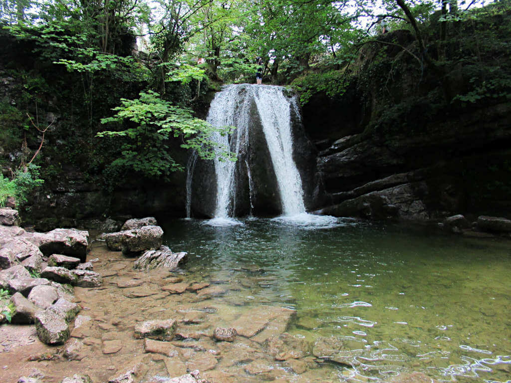 Malham Cove Walks Parking Getting There More 
