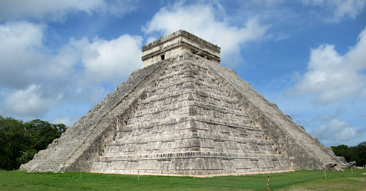 Isla Holbox to Chichén Itzá (for 30 USD by Public Transport)